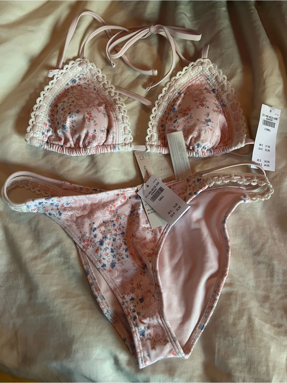 Delicate Pink Floral Lace-Trim Bikini Set Hollister